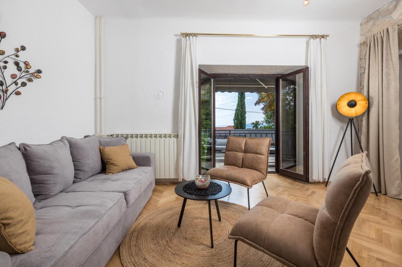 Apartment Carmen Matulji Eksteriør bilde